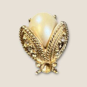Kenneth J Lane Gold-Tone Bee Brooch With Faux Pearl & Crystal Accents 1"x1.5"